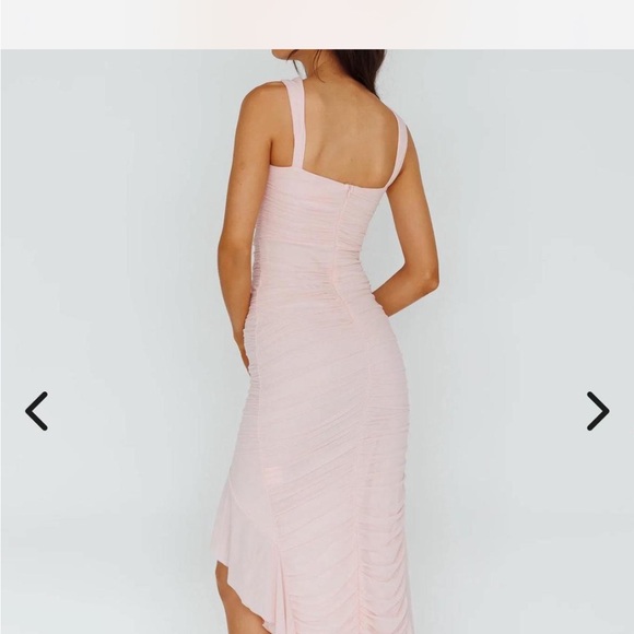 Elegant Pink Sleeveless Dress - Picture 3 of 4